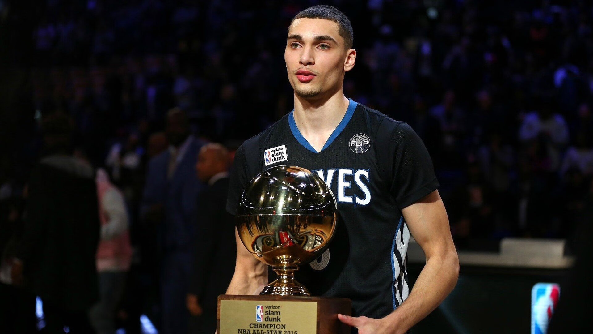 巨星荣誉之争，球场上的每一场比赛都是一场硬仗，nba巨星荣誉对比